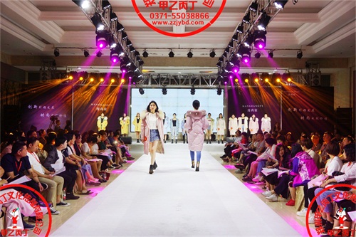  2019年5月22日漫尚依2019新品羽绒服装发布会锦衣绣袄舞霓裳！