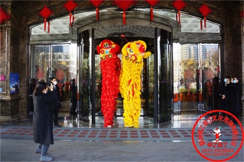 河南郑州开工仪式舞狮团舞龙表演开业庆典礼仪店庆演出策划甲乙丙丁.JPG